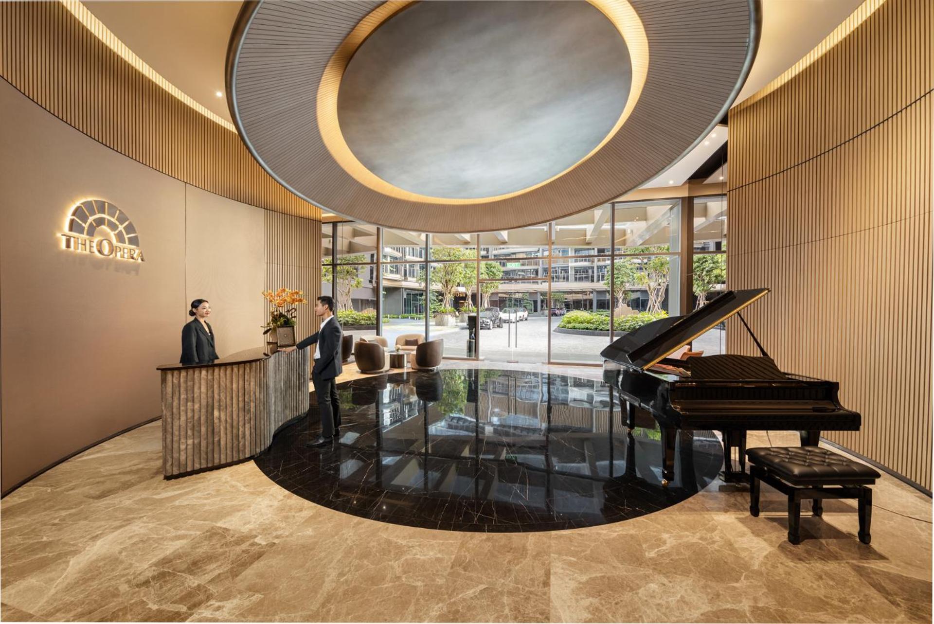 The Metropole Opera Residence By Kaystay โฮจิมินห์ซิตี้ ภายนอก รูปภาพ